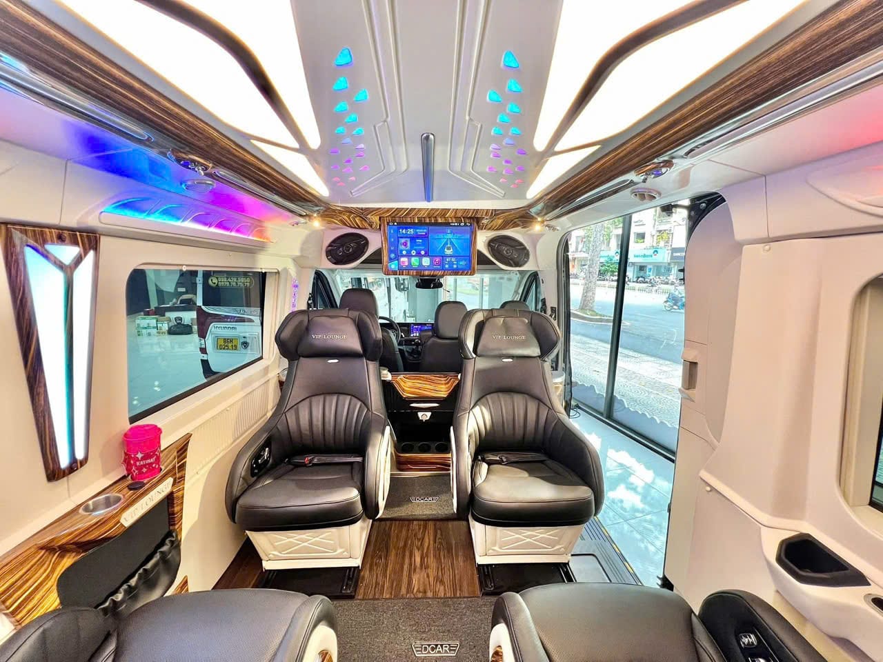 Xe Limousine 1 Chiều Đến Sea Links Beach Hotel Mũi Né