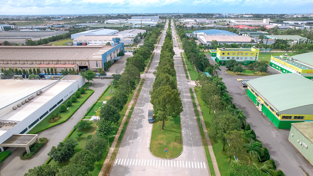 ASM Car Rental Cung Cấp Dịch Vụ Thuê Xe Carnival 7 Chỗ Dài Hạn Cho Các KCN