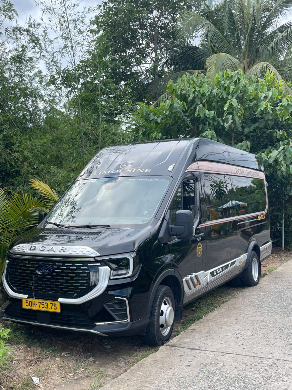 Cần Thuê Xe Khảo Sát: Chọn Ngay Limousine Cho Hành Trình Vừa Tiện Vừa Sang