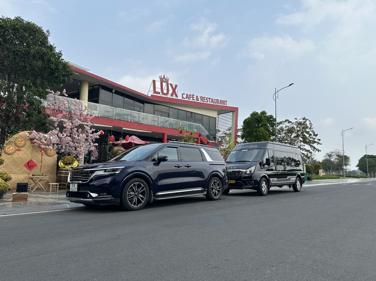 Thuê Carnival Dài Hạn Cho Công Ty Tại Các KCN Phía Nam