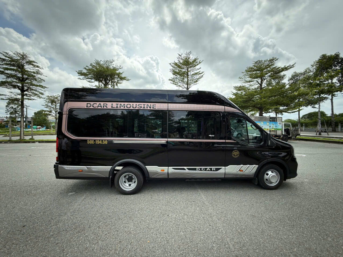 Thuê Limousine Cho Chuyến Khảo Sát, Công Tác Cao Cấp tại Bình Phước