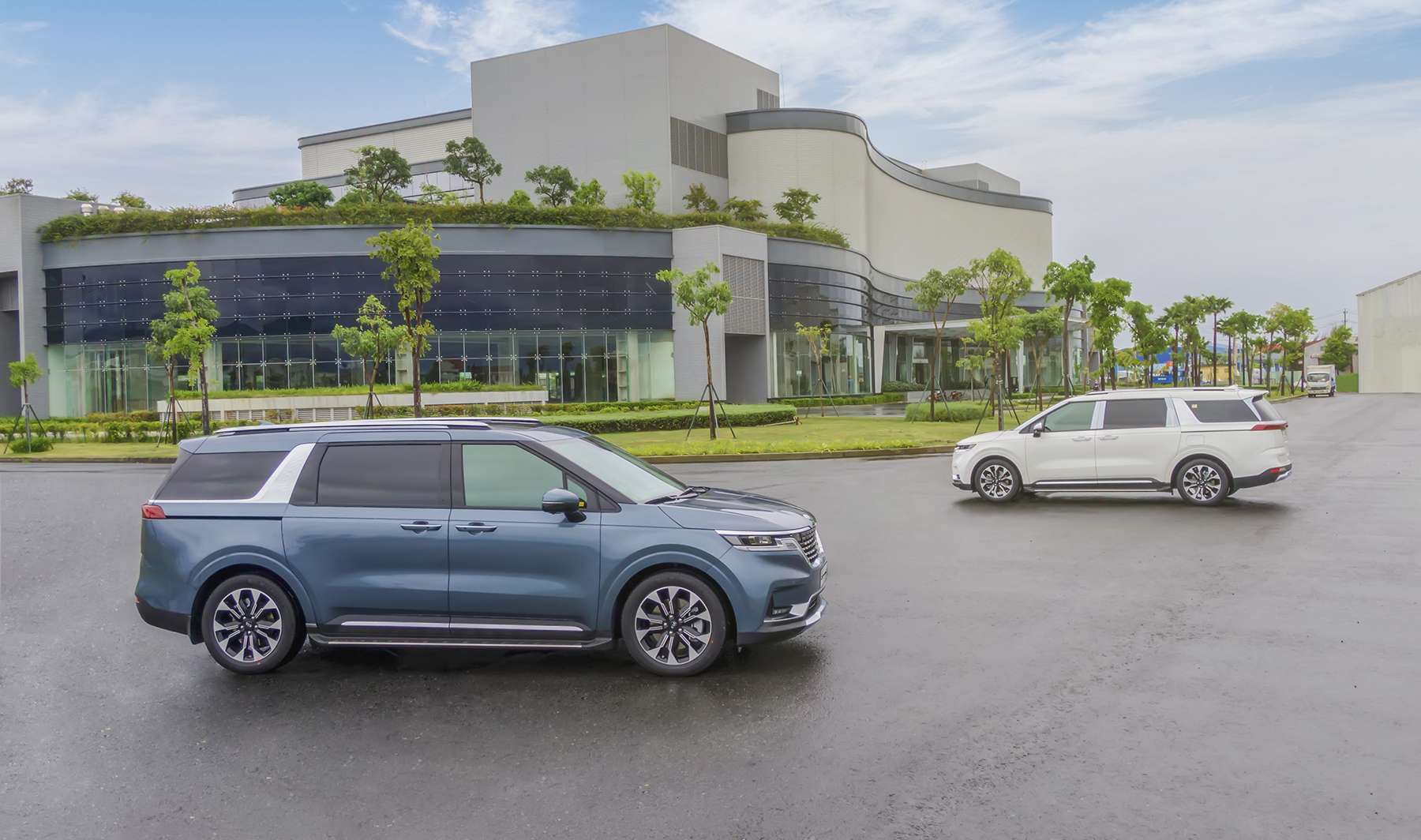 Thuê Xe Carnival 7 Chỗ Đi Khảo Sát Cho Các KCN