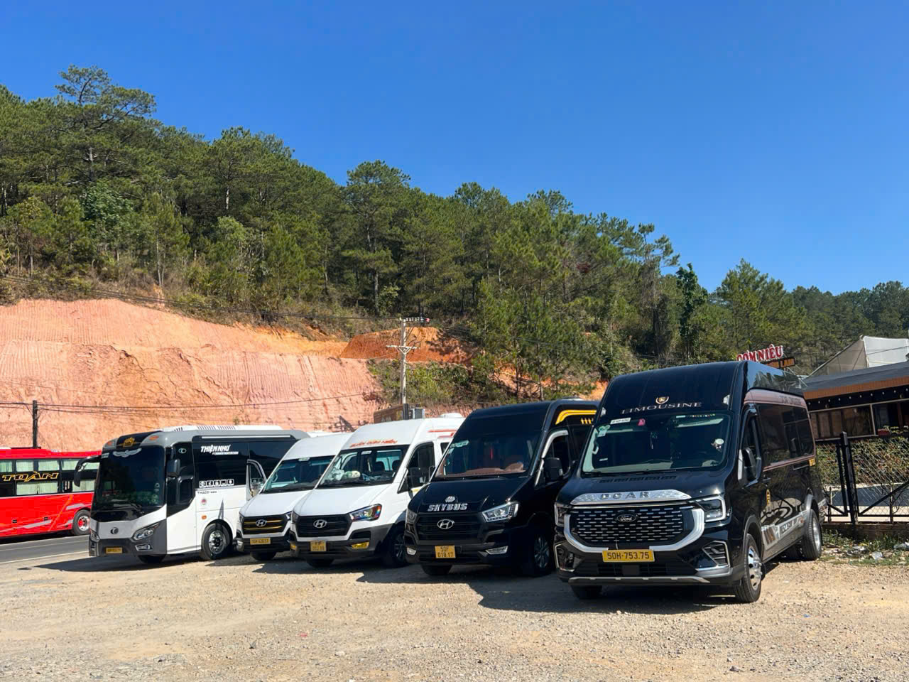 ASM Car Rental: Nâng Tầm Trải Nghiệm Di Chuyển Limousine TP.HCM – Long Thành