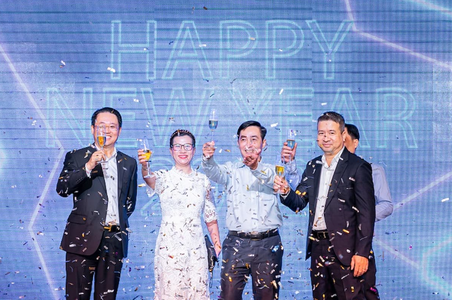 Dịch Vụ Xe Limousine Đưa Đón Sân Bay Long Thành Chuyên Nghiệp: Hành Trình Hoàn Hảo Cho Mọi Chuyến Bay